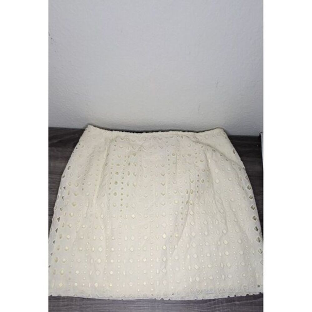 Francescas Alya Eyelet Mini Skirt Cream White Scalloped Hem NWT Size L